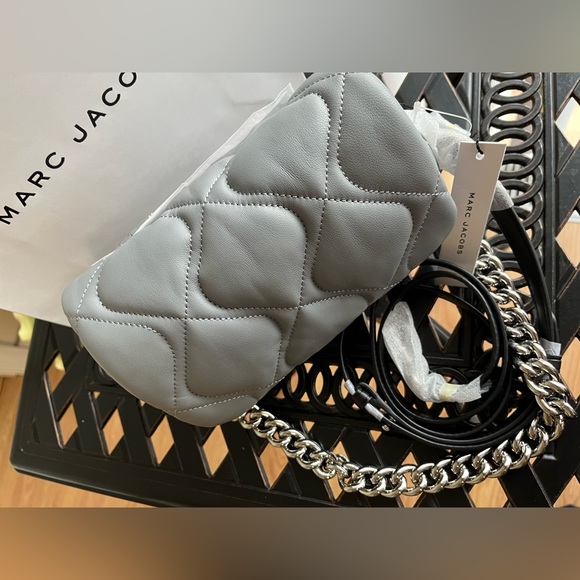 NWT Marc Jacobs Quilted Pillow Bag - Picture 4 of 8